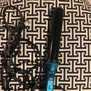 NuMe curling wand